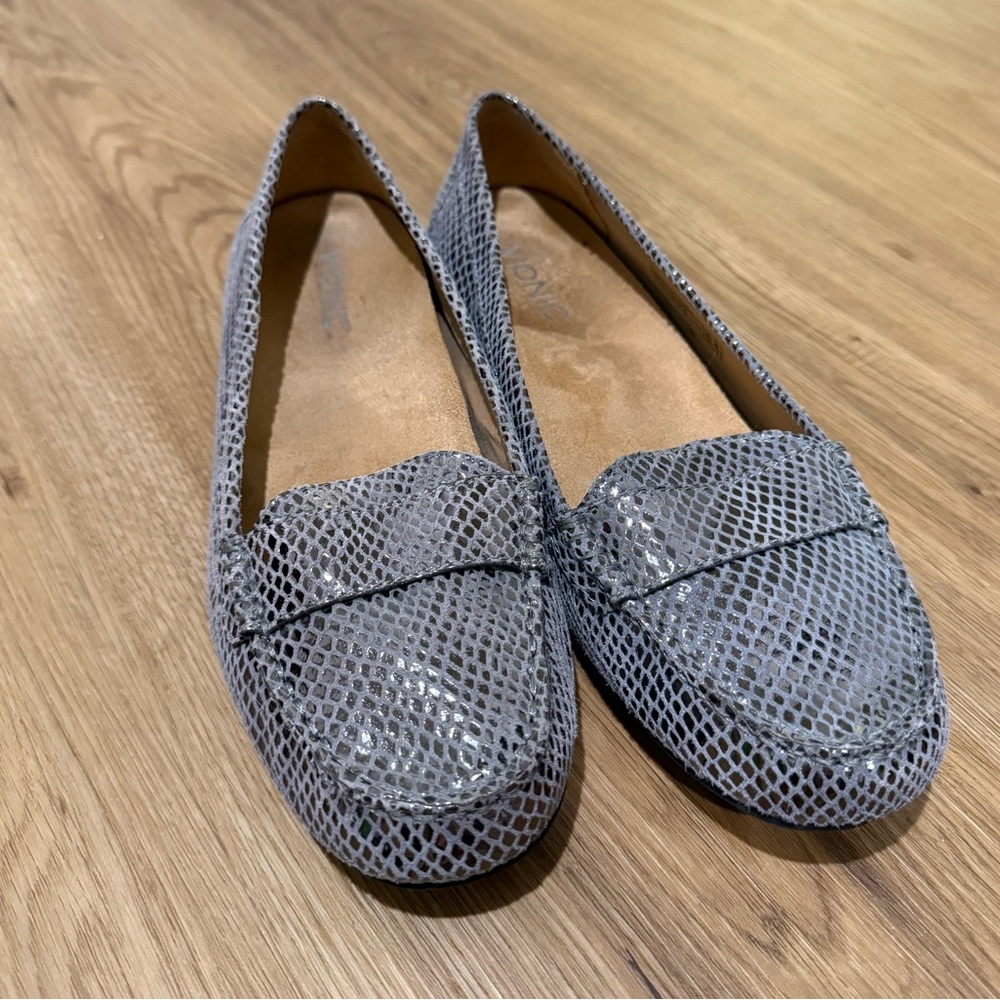 Vionic Silver Textured Loafers